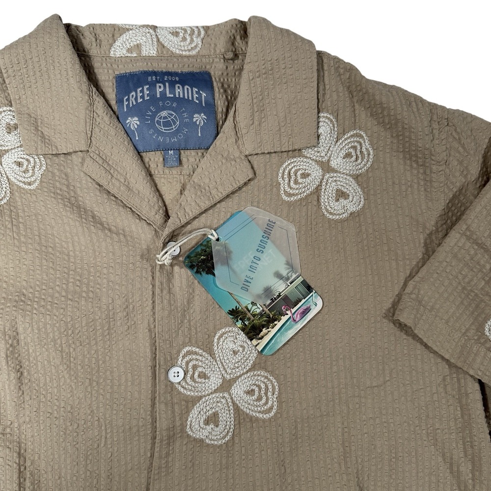 Free Planet Shirt Men's Medium Color Is Oxford Tan Seersucker NEW W/Tags‎
